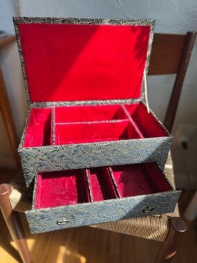Vintage Hollywood Regency Jewelry Box Gold Brocade Velvet Organizer Chinoiserie